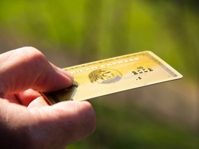 American Express zaznamenal v 2. štvrťroku nárast tržieb aj zisku