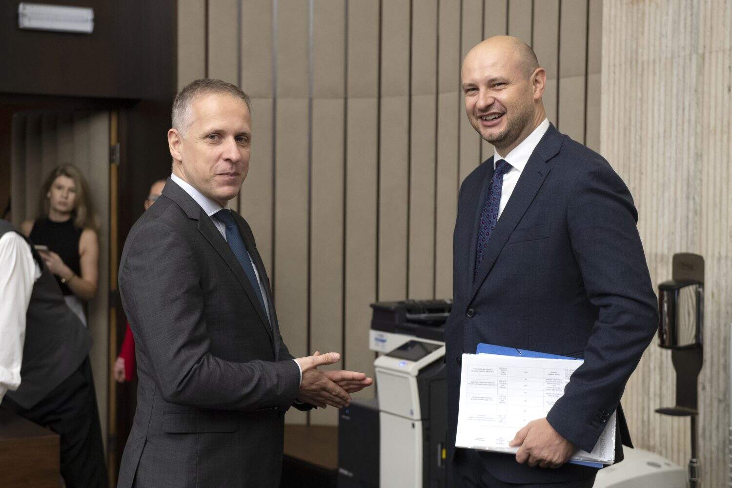 Vláda schválila spoločné princípy riadenia ľudských zdrojov pre nové eurofondy