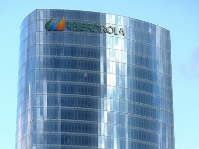 Španielska Iberdrola investuje do roku 2028 v Británii 12 miliárd libier