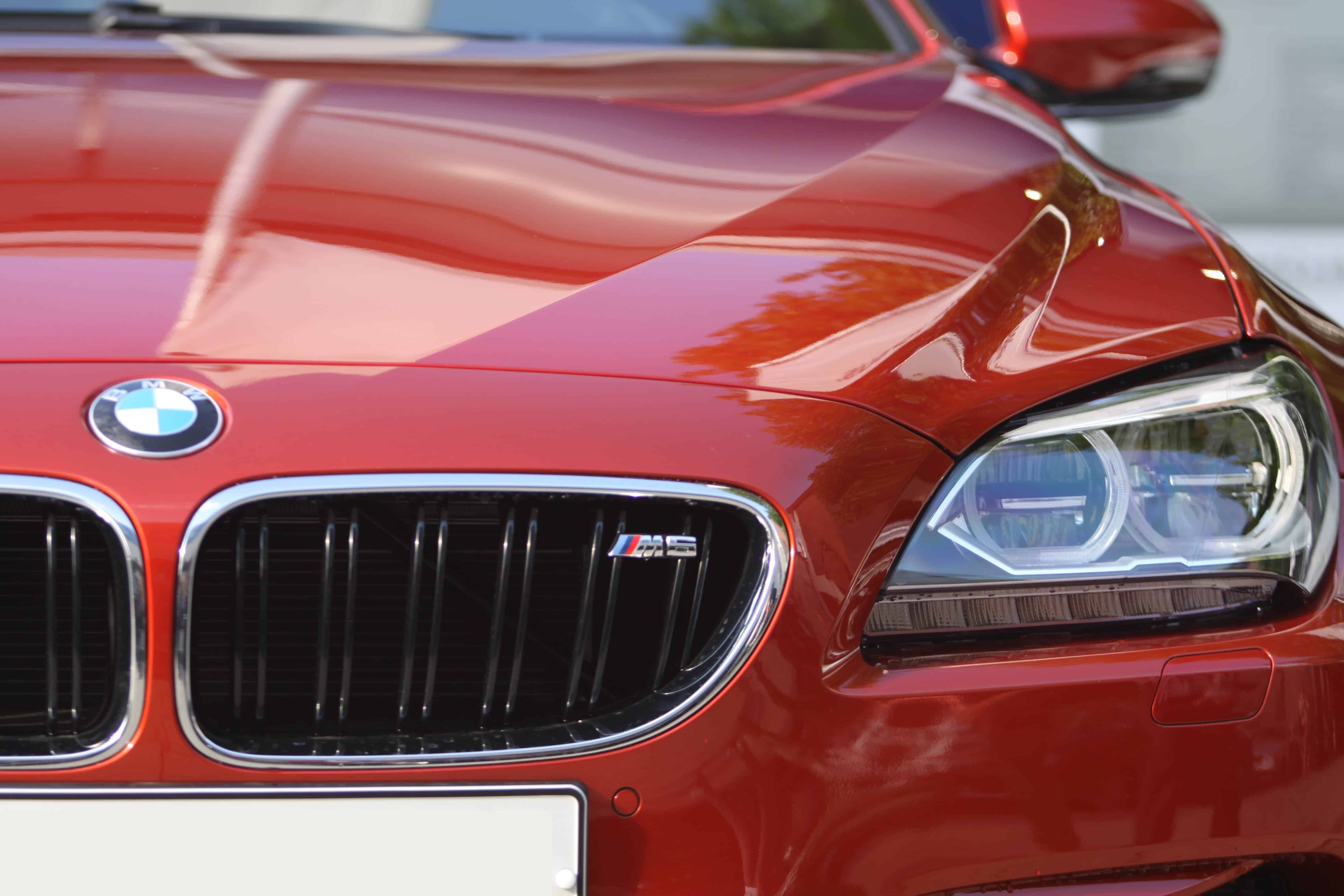 Nemecká automobilka chce v Mníchove vyrábať iba elektromobily