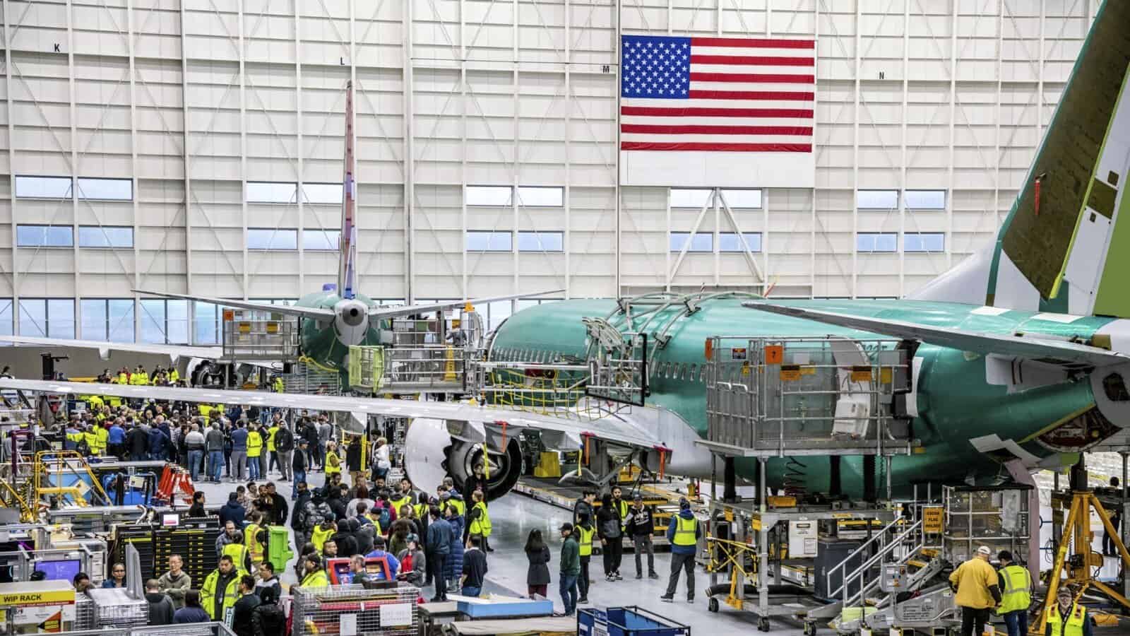 Priemyselné objednávky v USA vyskočili najviac od mája 2025, ťahajú ich lietadlá