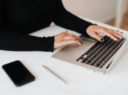 Elektronická fakturácia nemusí byť drahá: Finančná správa radí, ako využiť aj bezplatné riešenia