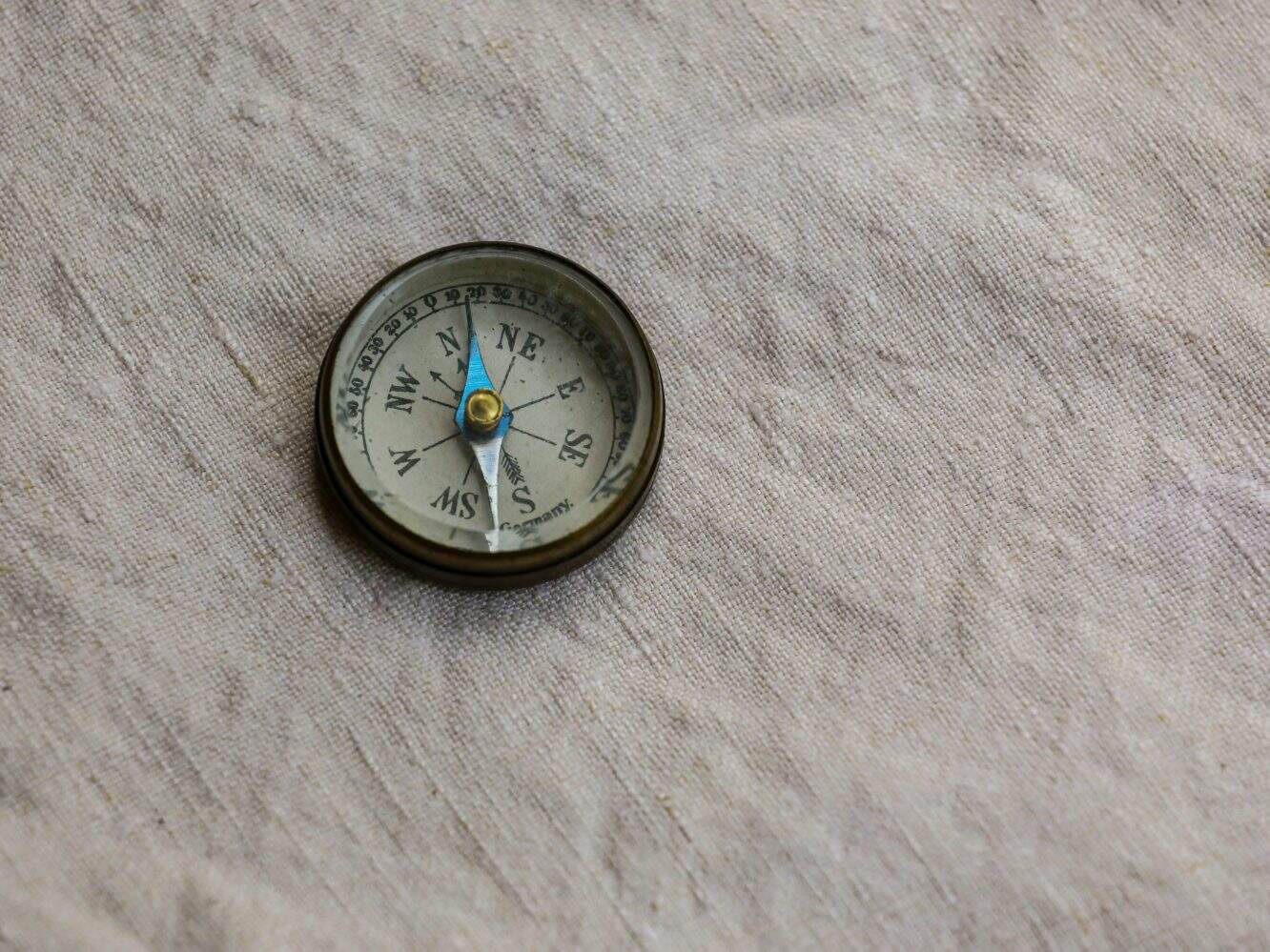 Pobaltské krajiny varujú, že rušenie signálu GPS môže spôsobiť leteckú katastrofu