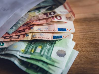 Konsolidáciou dávky v hmotnej núdzi môže štát získať vyše 552 miliónov eur