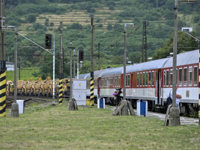 Povezieme sa 160-kou z Bratislavy až do Košíc? Modernizácia trate by ušetrila až hodinu sedenia vo vlaku! (video)