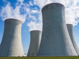 Španielsko pre drahé energie odkladá odstavenie jadrovej elektrárne Almaraz