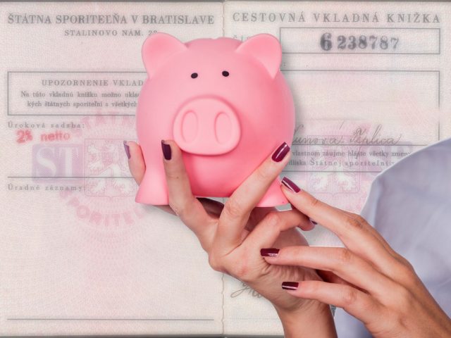 Deti a peniaze: Pravidelne si sporia len štyria z desiatich školákov s vreckovým