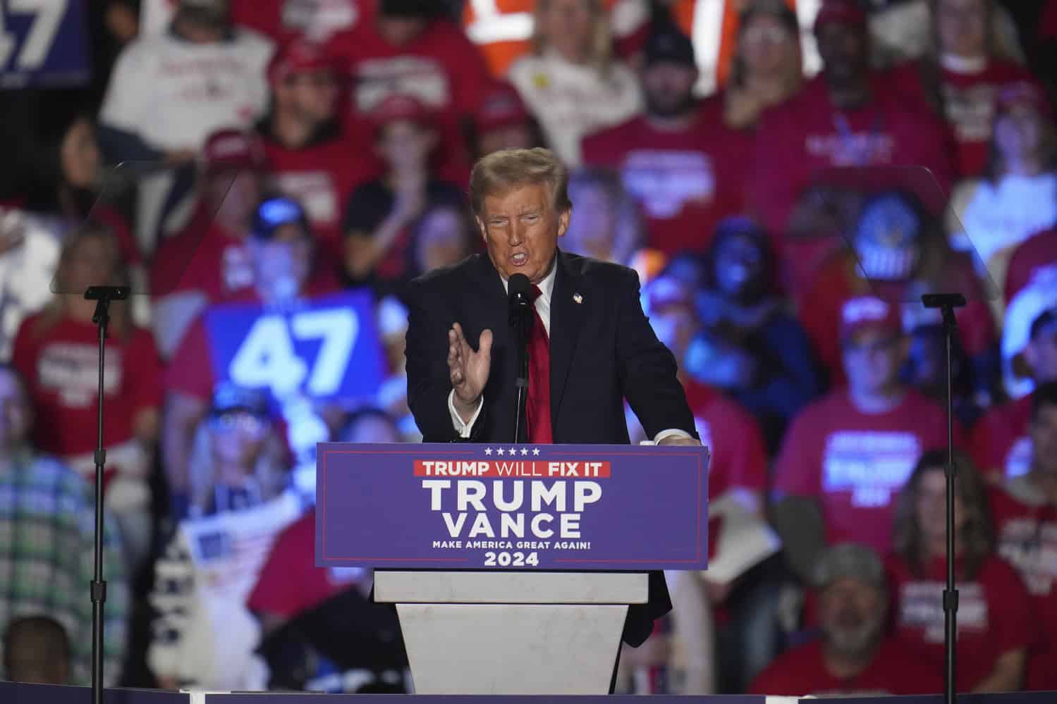 Obchodná dohoda EÚ a USA: Merz verí v rýchly posun, Trump opäť odložil clá