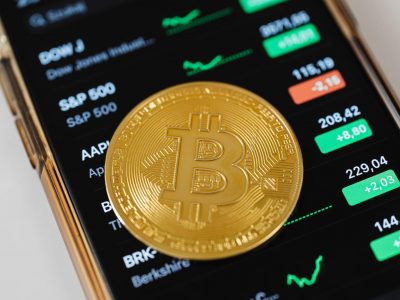 Bitcoin prekonal historickú hranicu 124 000 USD: Čo stojí za rekordným rastom kryptomeny?
