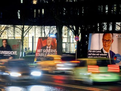 Európu čakajú kľúčové voľby: Ktorá strana má podľa investorov najväčšiu šancu zastaviť hospodársky prepad?