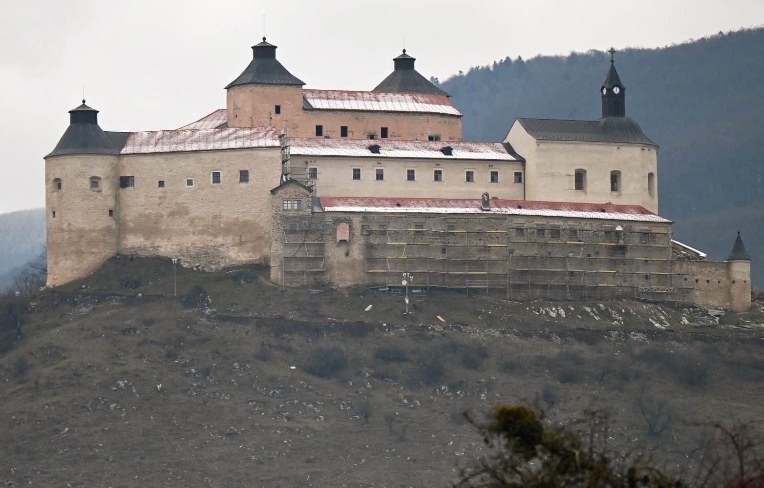 Slovenské národné múzeum po zmluve o audite podpísalo i kontrakt na dozor rekonštrukcie Krásnej Hôrky