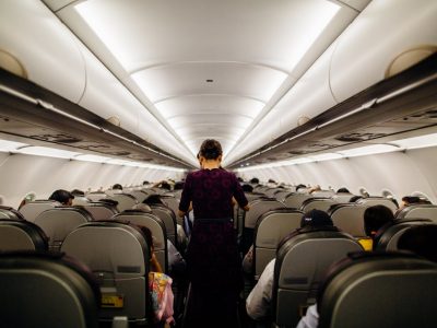 Zisk materskej firmy British Airways prudko stúpol, vojna však zrazí výsledky IAG