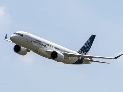 Airbus šokoval výsledkami: zisk sa prepadol o vyše polovicu, cieľ dodávok nemení
