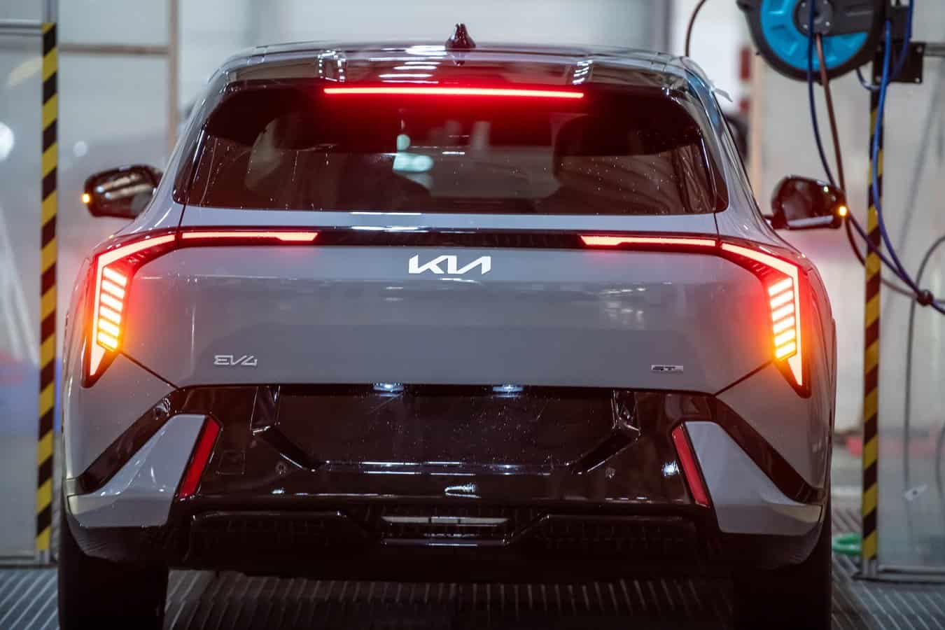 Prelomový moment: Kia u nás štartuje výrobu prvého plne elektrického auta, takto vyzerá! (foto)