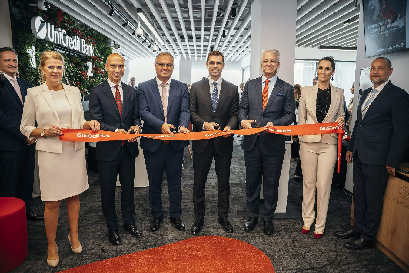 Commerzbank odmietla nepriateľské prevzatie: ponuka UniCreditu vraj prináša veľké riziká