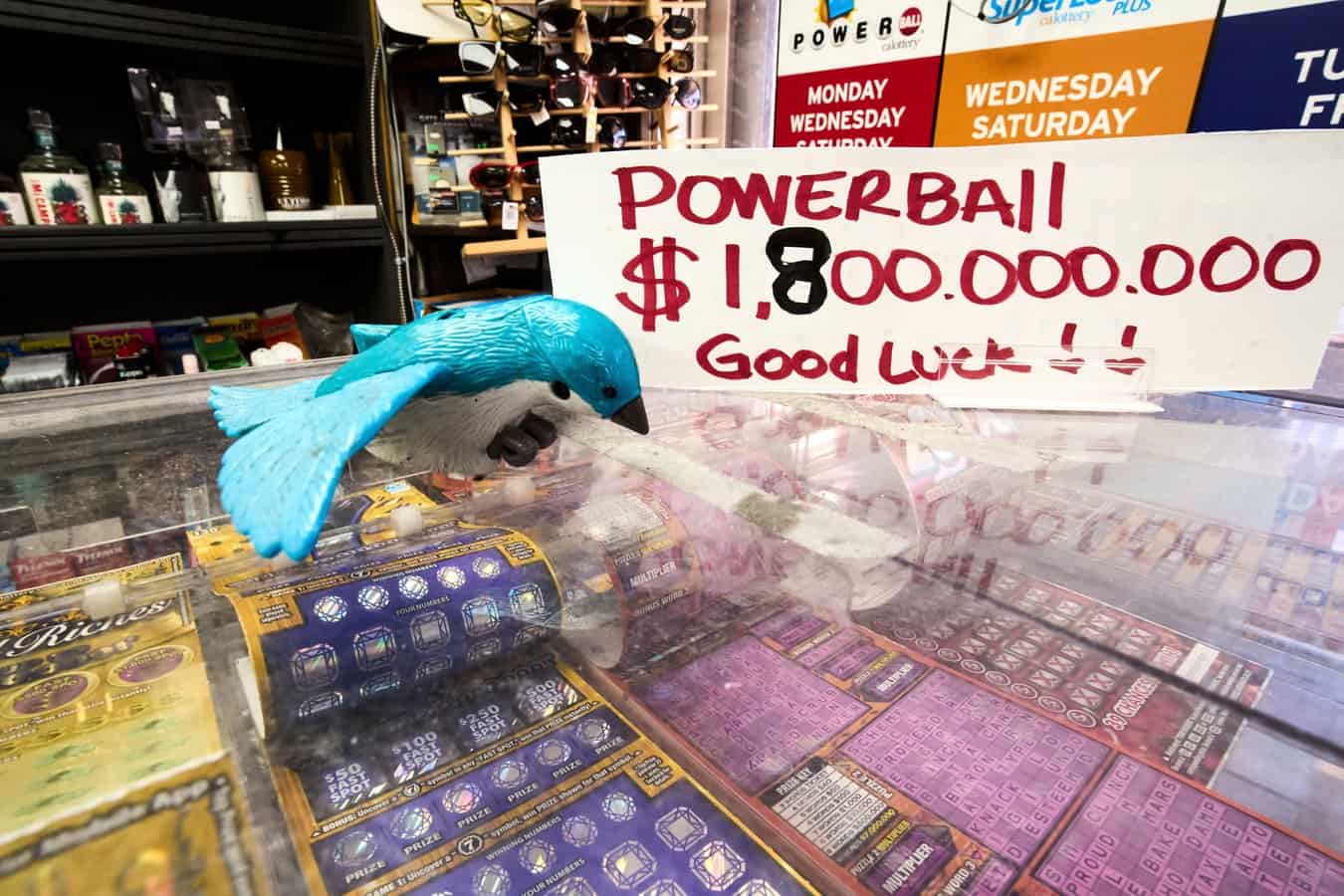 V Spojených štátoch padol druhý najvyšší jackpot v histórii: Čo by ste urobili s takouto obrovskou sumou vy? (foto)