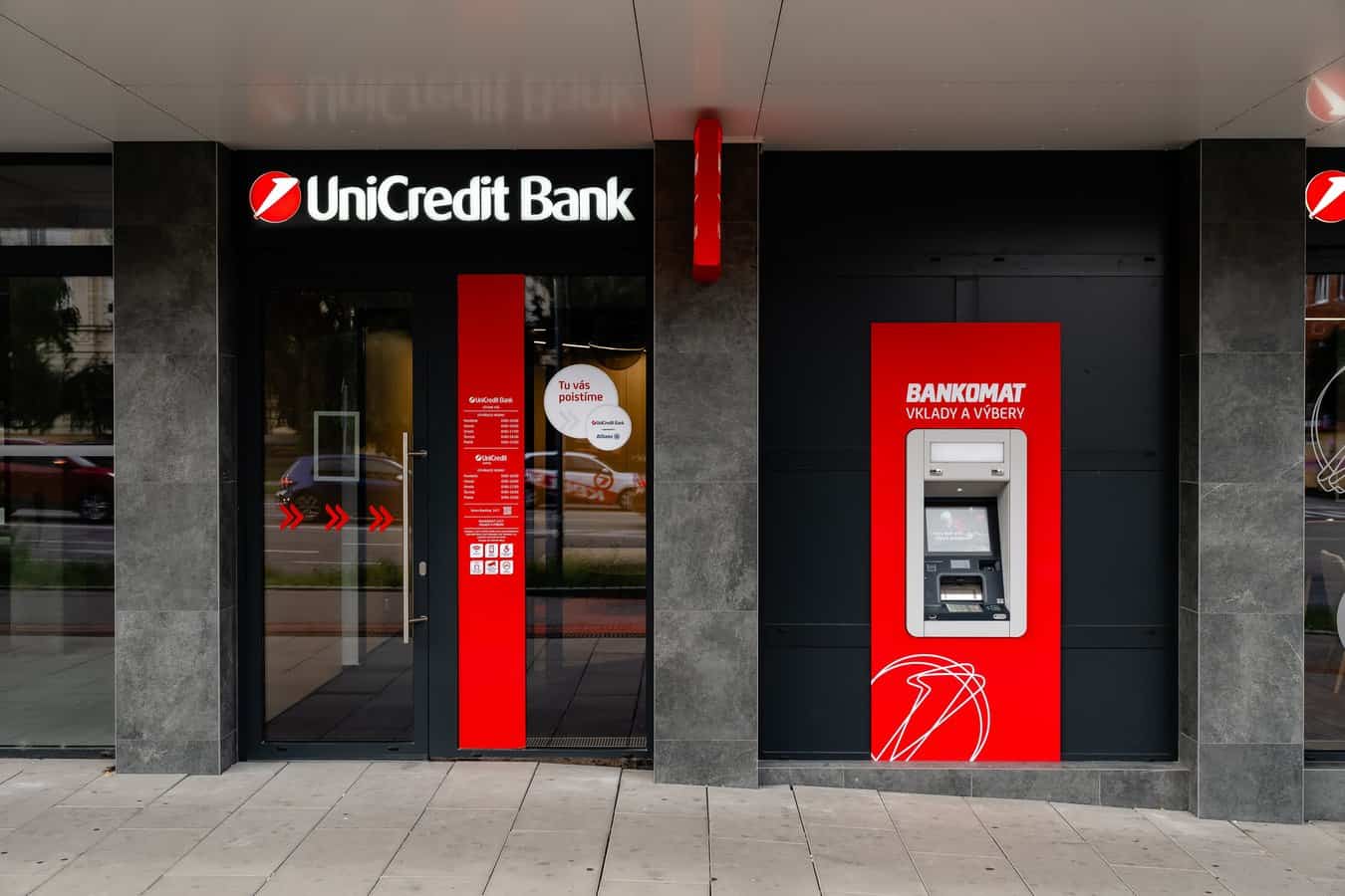 Malé a stredné firmy získajú viac peňazí: EIF a UniCredit podpísali záruku na 445 miliónov eur