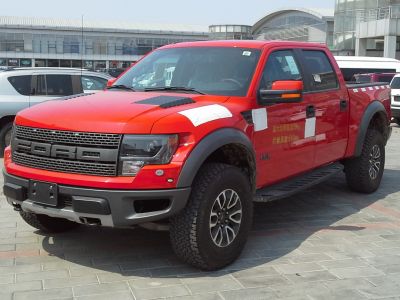 Ford čelí špekuláciám o spolupráci s Xiaomi na výrobe elektromobilov v USA: Obe firmy to popreli