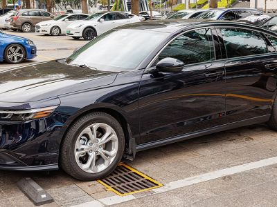 Honda stopla miliardový závod na elektromobily v Kanade: trh ochladol a clá bolia