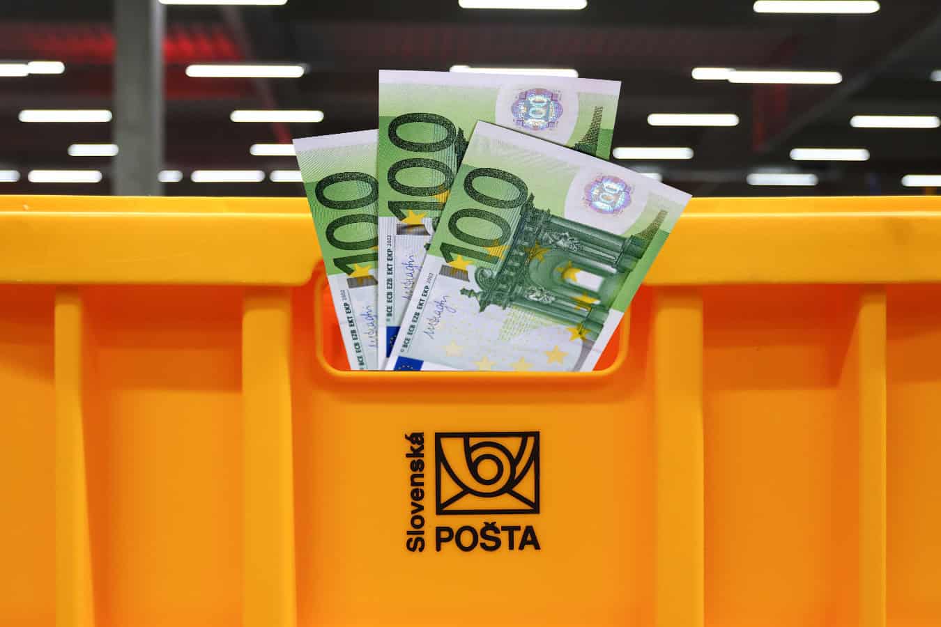 Chystá sa ďalšie zdražovanie na pošte: Za toto všetko si zrejme priplatíme! (prehľad zmien)