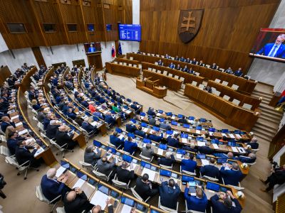 EP sprísni kontrolu zahraničných investícií v citlivých odvetviach EÚ