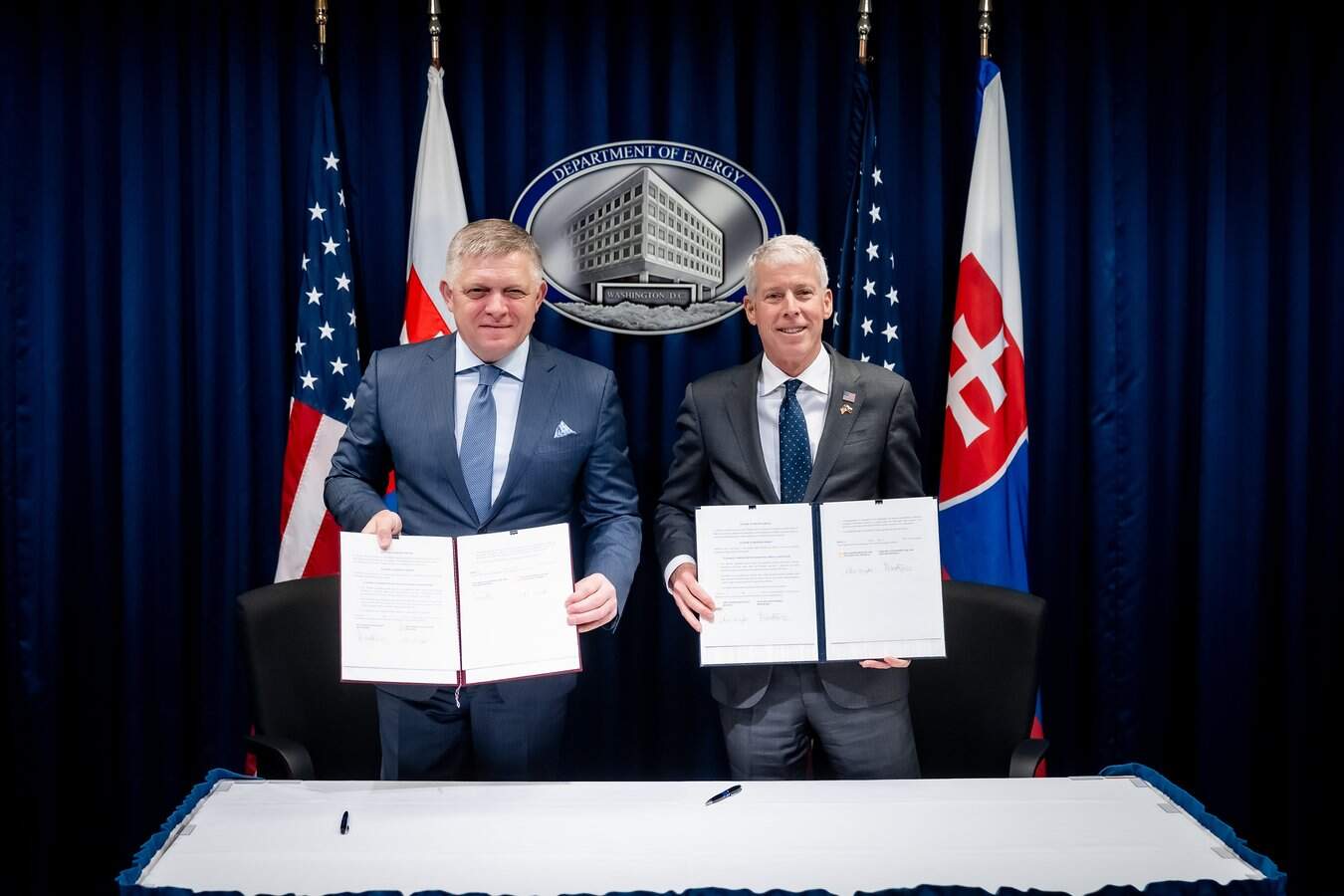 Enel spustí investičnú ofenzívu: do sietí a zelenej energie vloží vyše 50 miliárd eur
