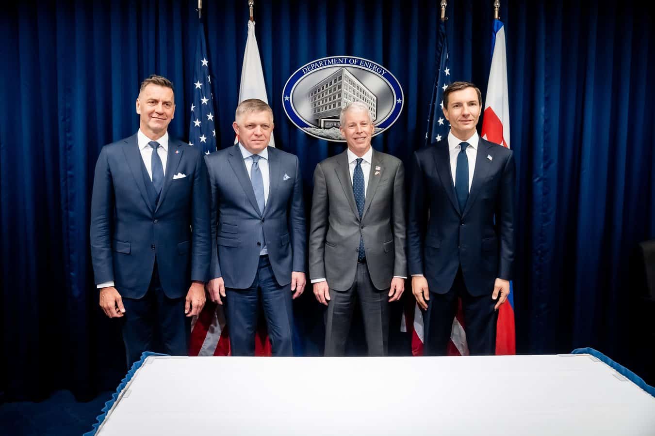 USA predĺžili lehotu na predaj zahraničných aktív Lukoilu až do roku 2026