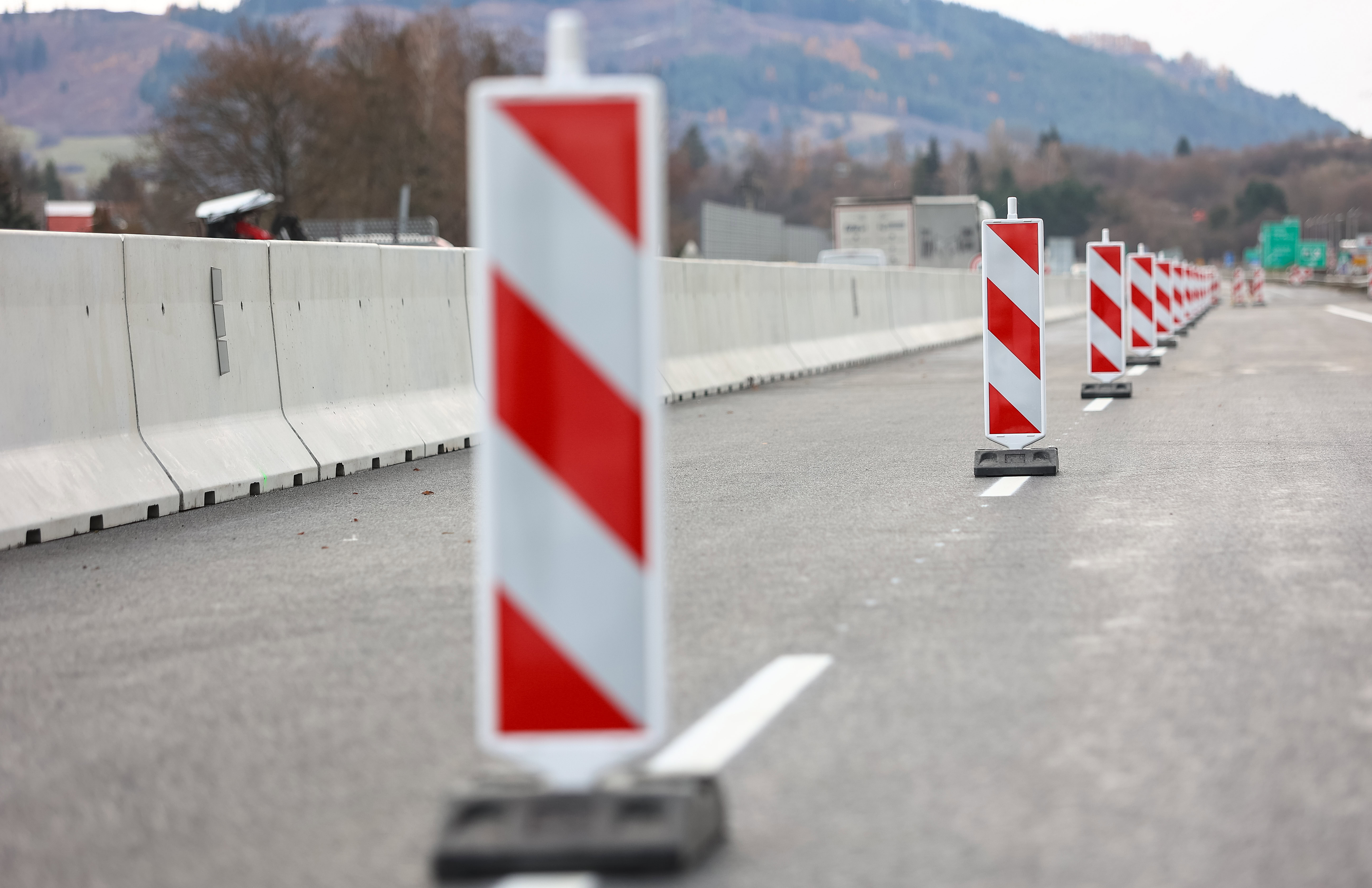Kritické úseky pri Bystrici a Ružomberku sa konečne posúvajú: Diaľničiari hovoria o obrovských krokoch! (foto)