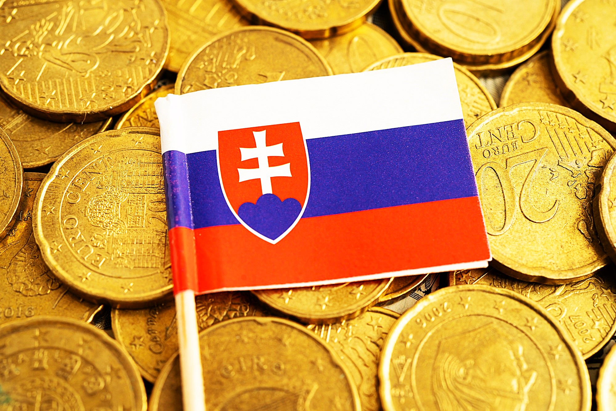 Slováci vystavili vláde jasné vysvedčenie: Štát ako dobrý hospodár? Zabudnite! (prieskum)