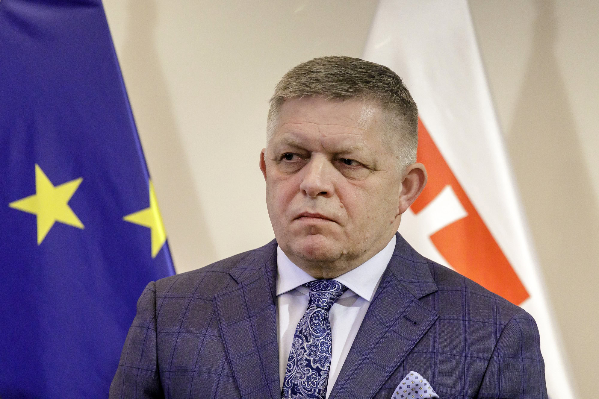 Rating Slovenska od Fitch zostal na úrovni A-: Fico hovorí o úspechu vlády
