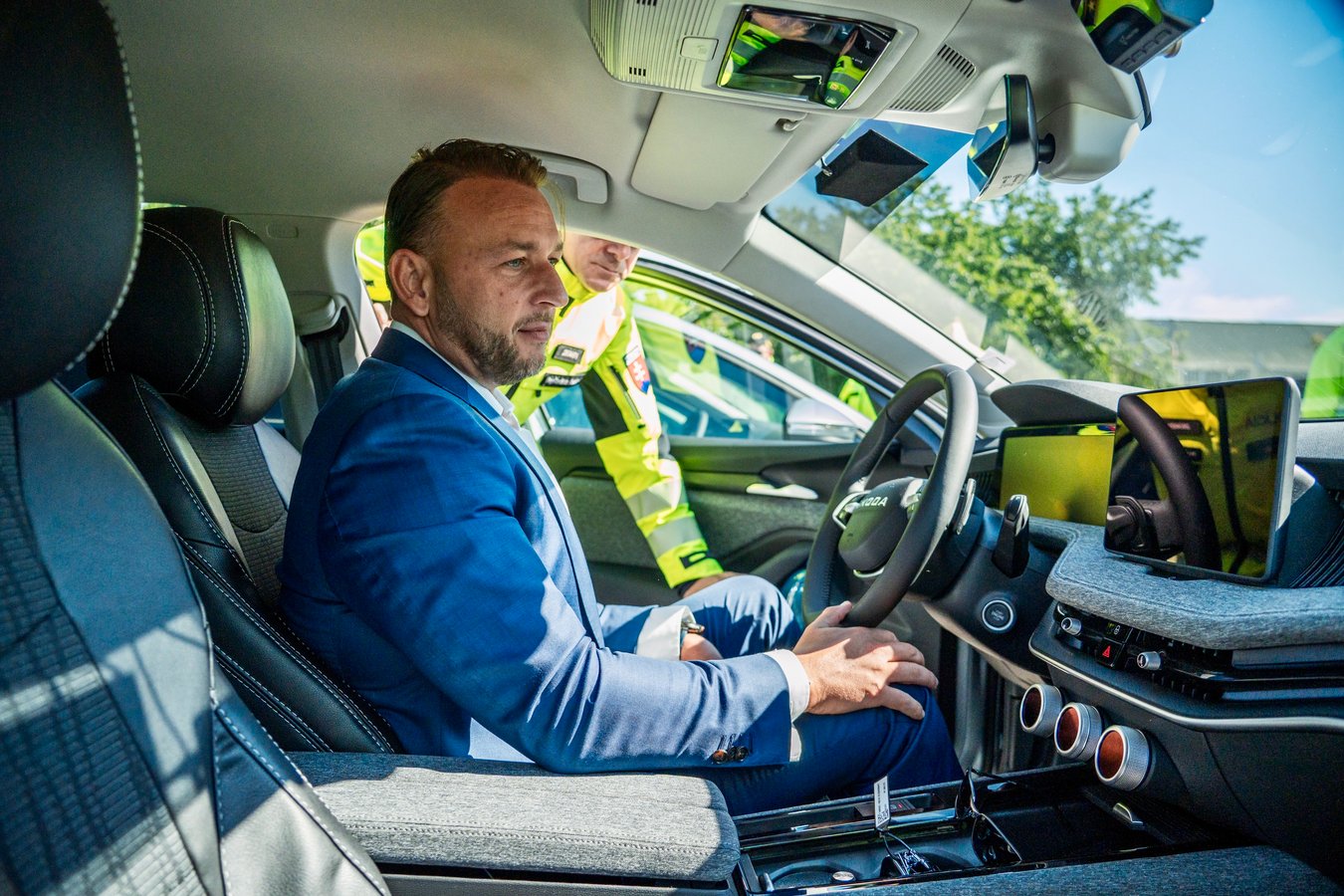 Takto budú po novom jazdiť policajti: Na cestách stretnete autá s kamerami a špeciálnou výbavou! (foto)