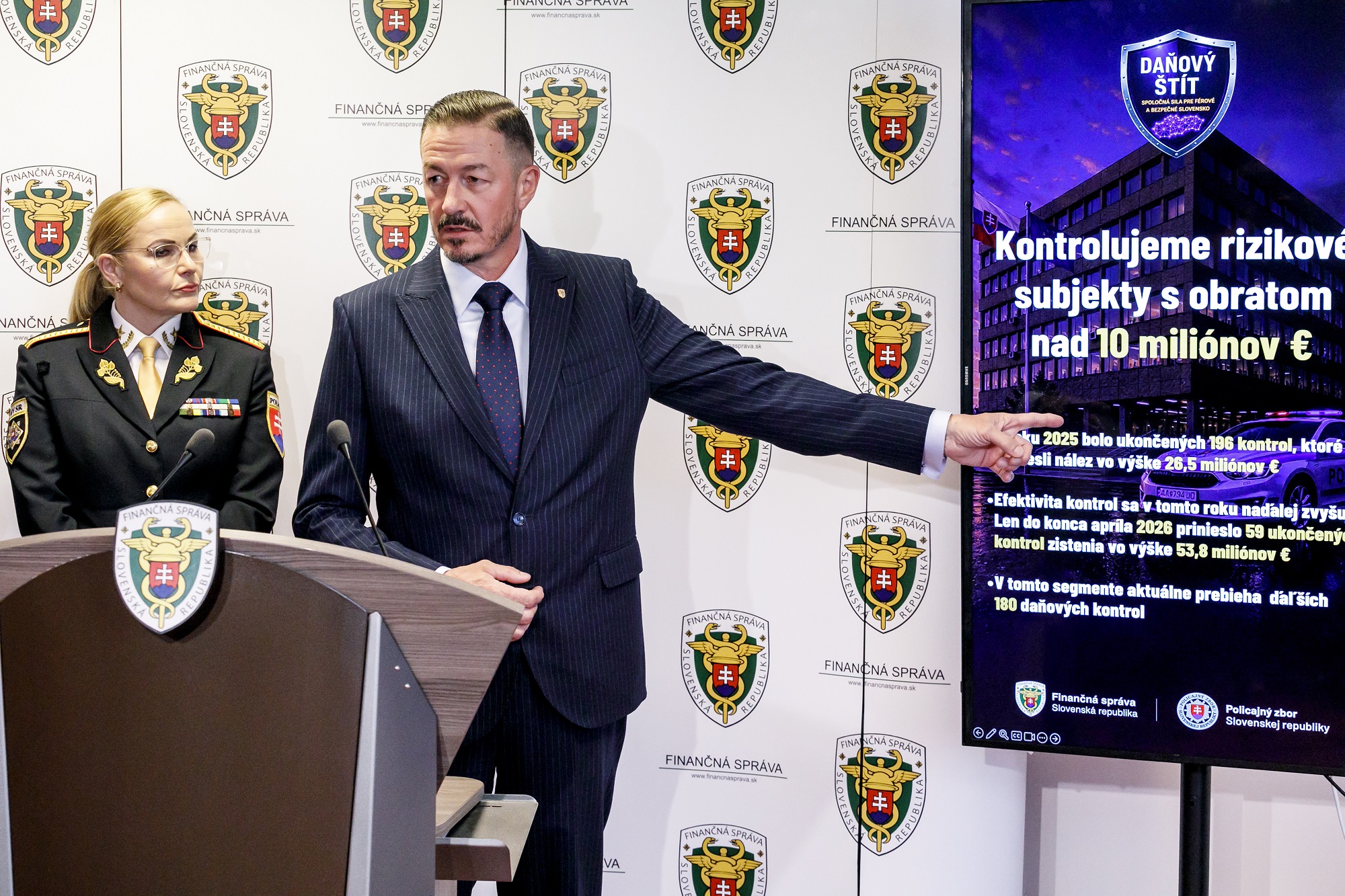 Koniec veľkých daňových únikov? Štát vytvára Daňový štít, avizuje hon na unikajúce miliardy!