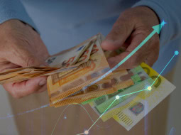 Dôchodok nad 1000 eur bude poberať už 300-tisíc seniorov: Analytici bijú na poplach!