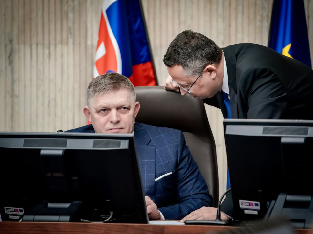Fico: Rozpočet nesmie priniesť nové bremená, vláda je pripravená vetovať EÚ plán