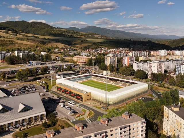Vykurovaný trávnik, VIP boxy aj preložka potoka: V Brezne má vyrásť nová moderná futbalová aréna za 15 miliónov eur! (foto)